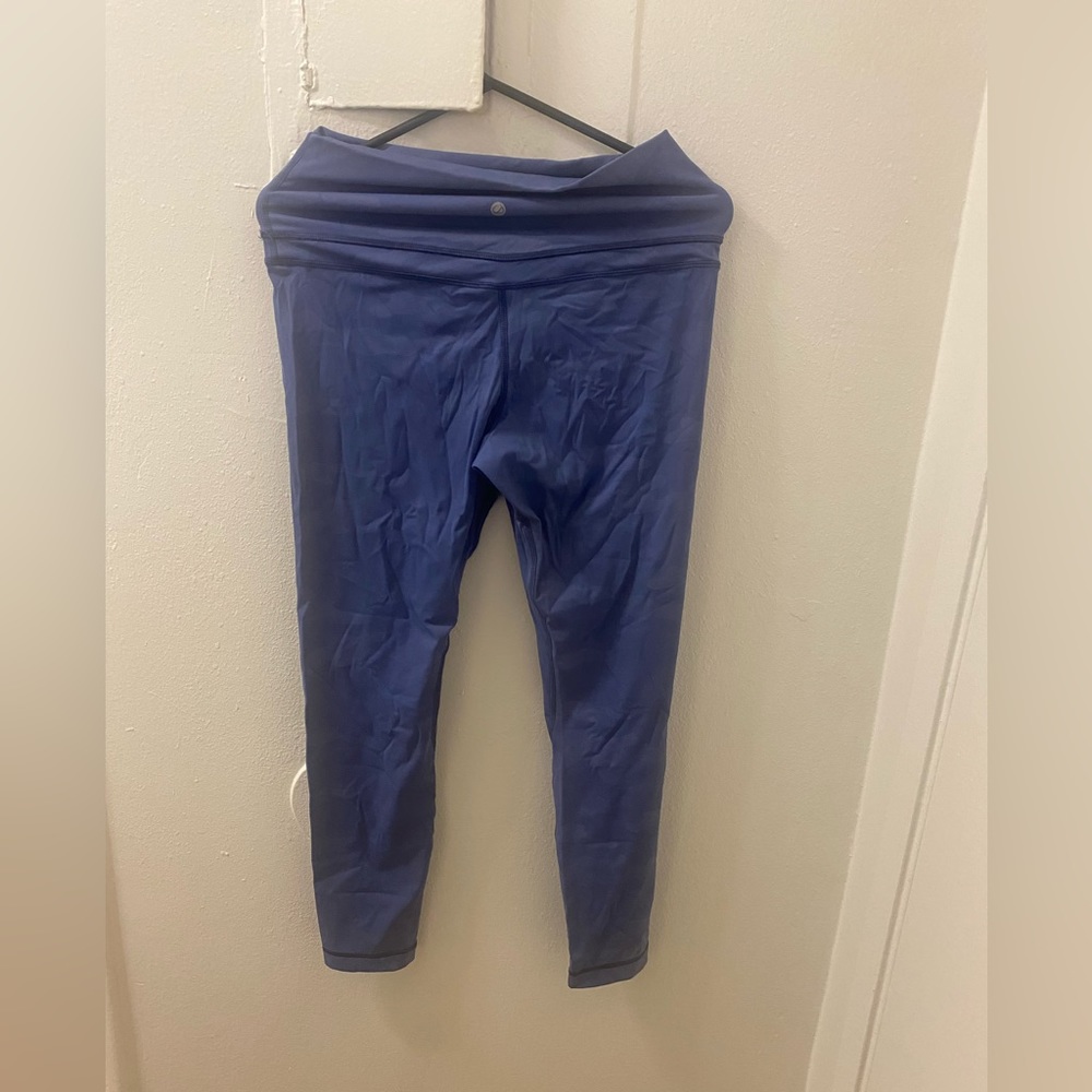 Blue cameo leggings